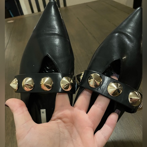 Zara leather Mules with golden Studs - Picture 1 of 5
